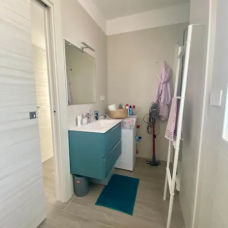 Apartment Luxury Front *