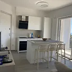 Luxury Front فرانكافيلا أل ماري
