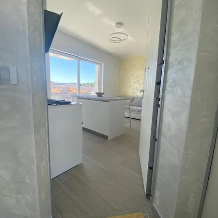 Luxury Front Lejlighed